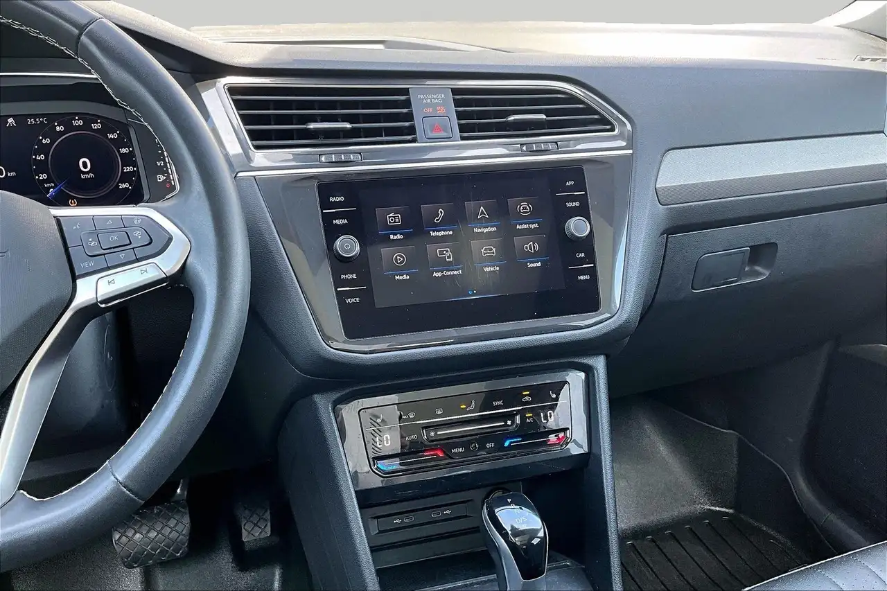 Volkswagen Tiguan снимка Volkswagen Tiguan