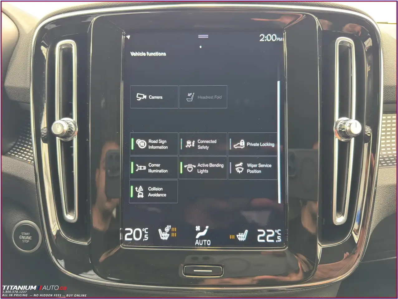 Volvo XC40 photo Volvo XC40