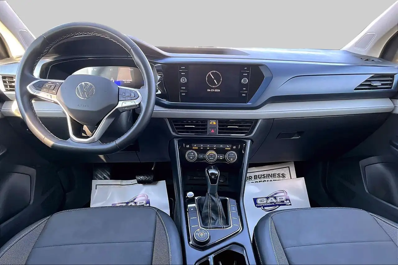 Volkswagen Taos снимка Volkswagen Taos