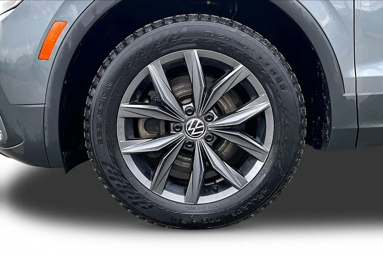 Volkswagen Tiguan снимка Volkswagen Tiguan