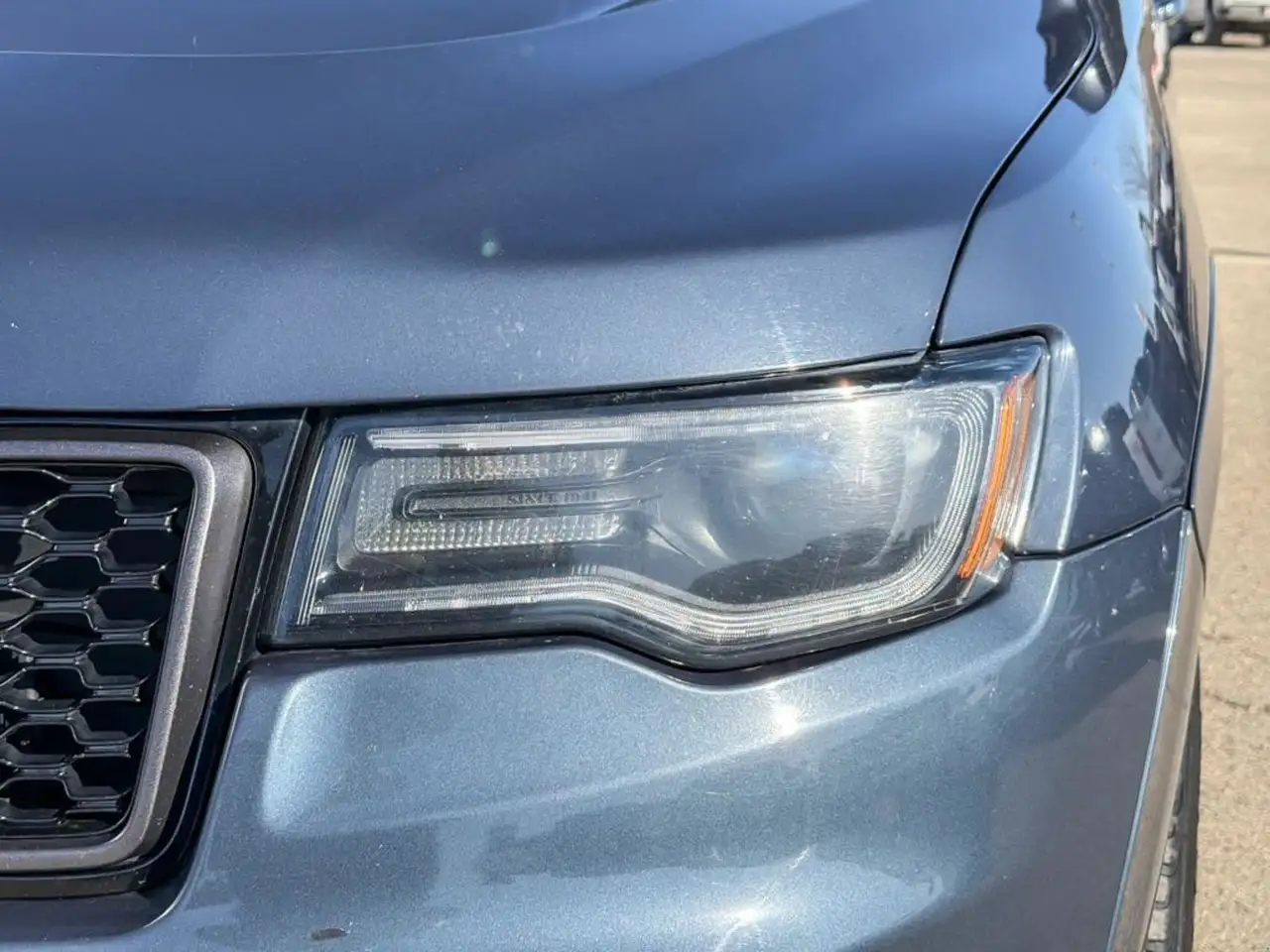 Jeep Grand Cherokee снимка Jeep Grand Cherokee