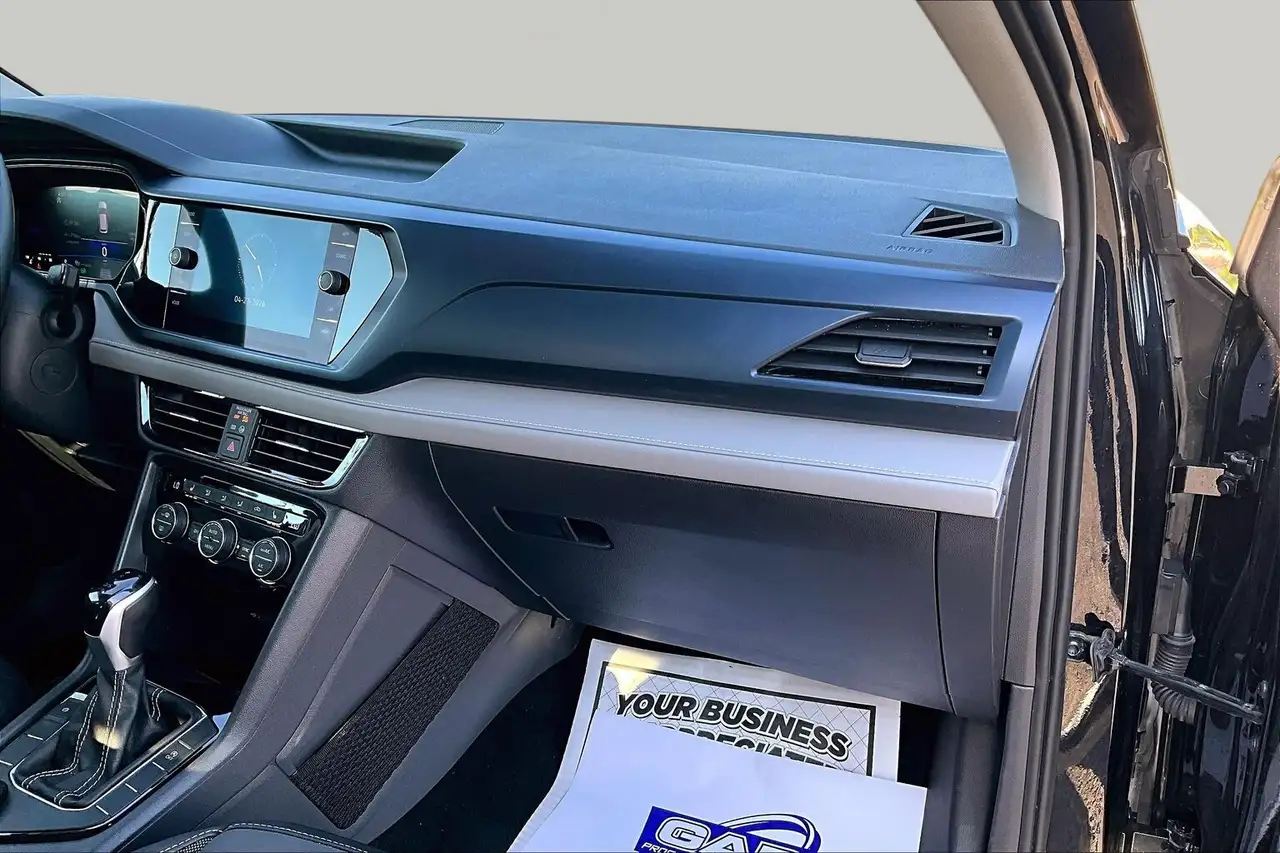 Volkswagen Taos снимка Volkswagen Taos