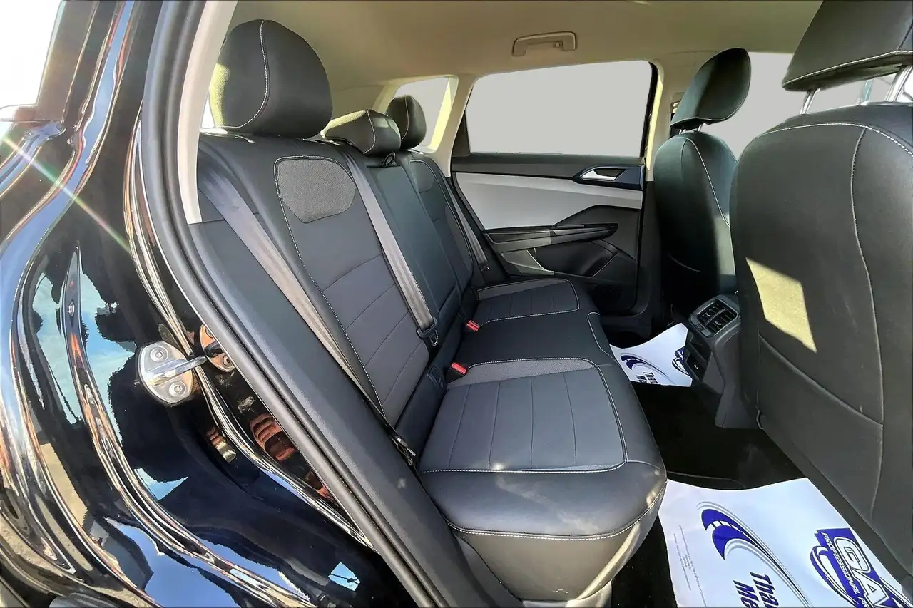Volkswagen Taos снимка Volkswagen Taos