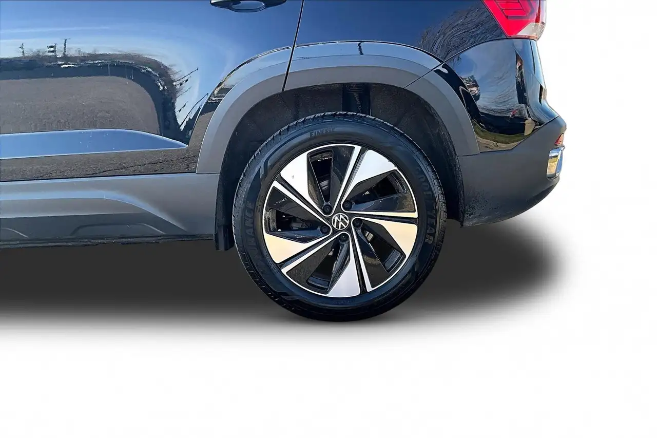 Volkswagen Taos снимка Volkswagen Taos