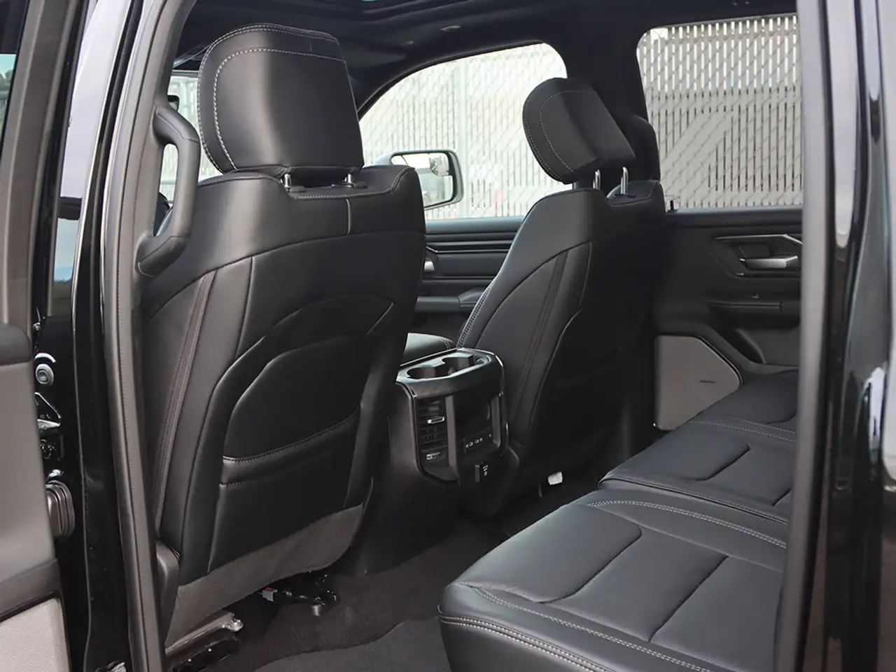 RAM 1500 photo RAM 1500