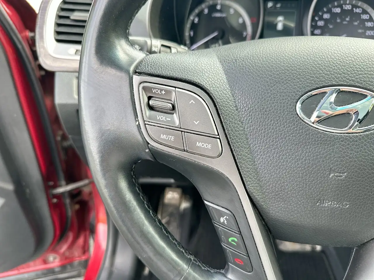 Hyundai SANTA FE снимка Hyundai SANTA FE