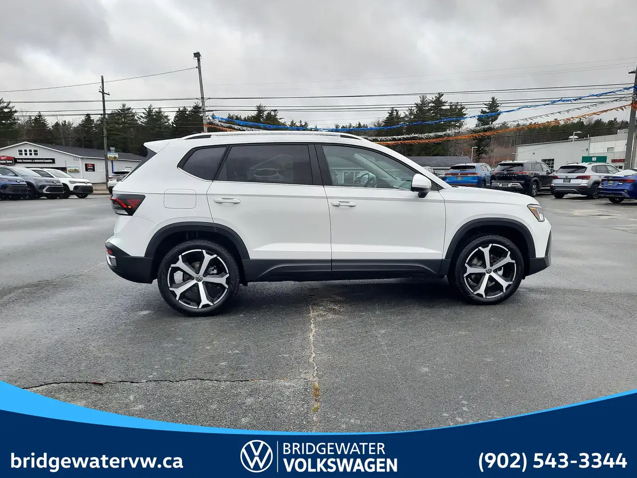 Volkswagen Taos снимка Volkswagen Taos