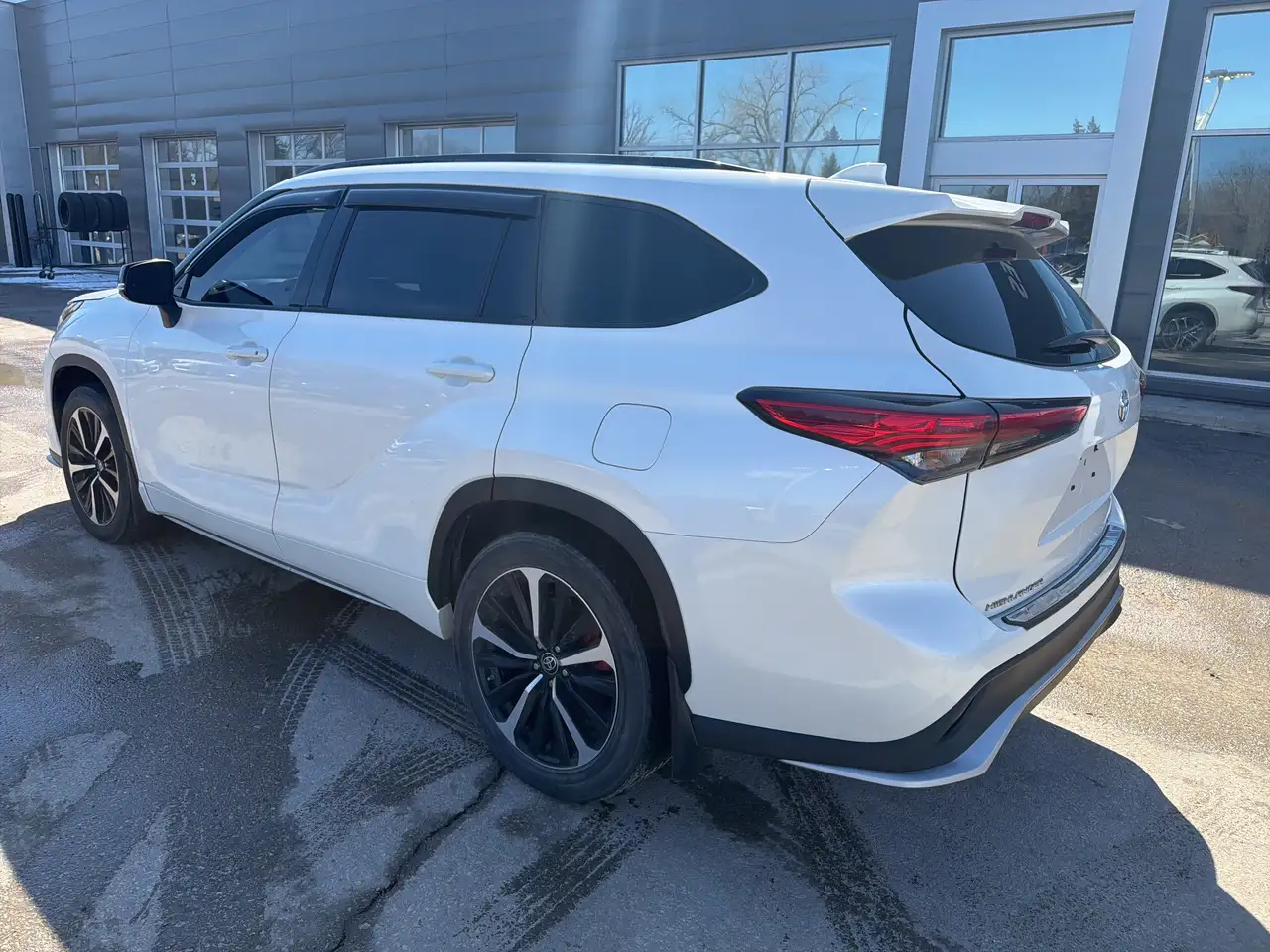 Toyota Highlander снимка Toyota Highlander