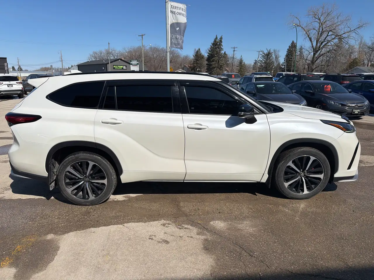 Toyota Highlander снимка Toyota Highlander