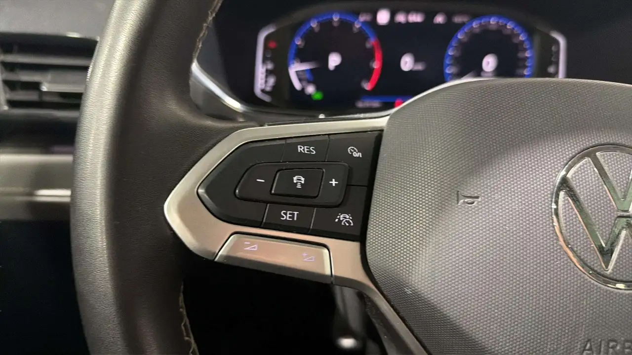 Volkswagen Taos снимка Volkswagen Taos