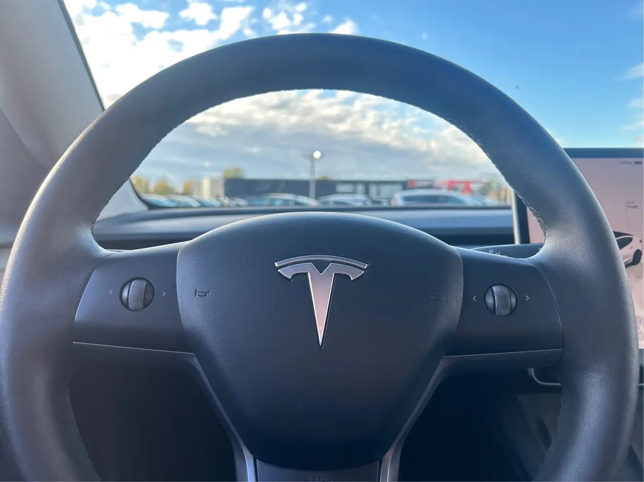 Tesla Model 3 fotografie Tesla Model 3