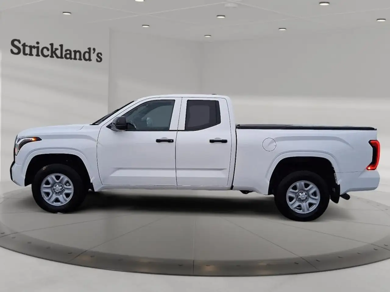 Toyota Tundra снимка Toyota Tundra