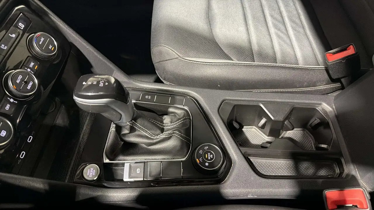 Volkswagen Taos снимка Volkswagen Taos