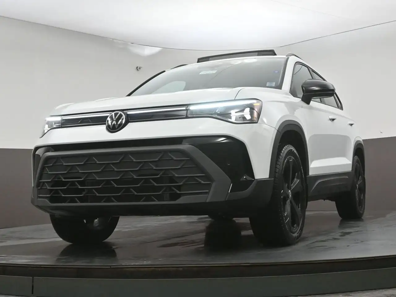Volkswagen Taos снимка Volkswagen Taos
