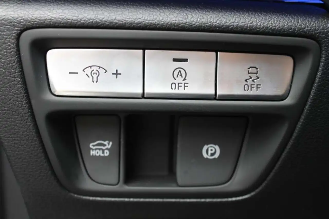 Genesis G80 снимка Genesis G80