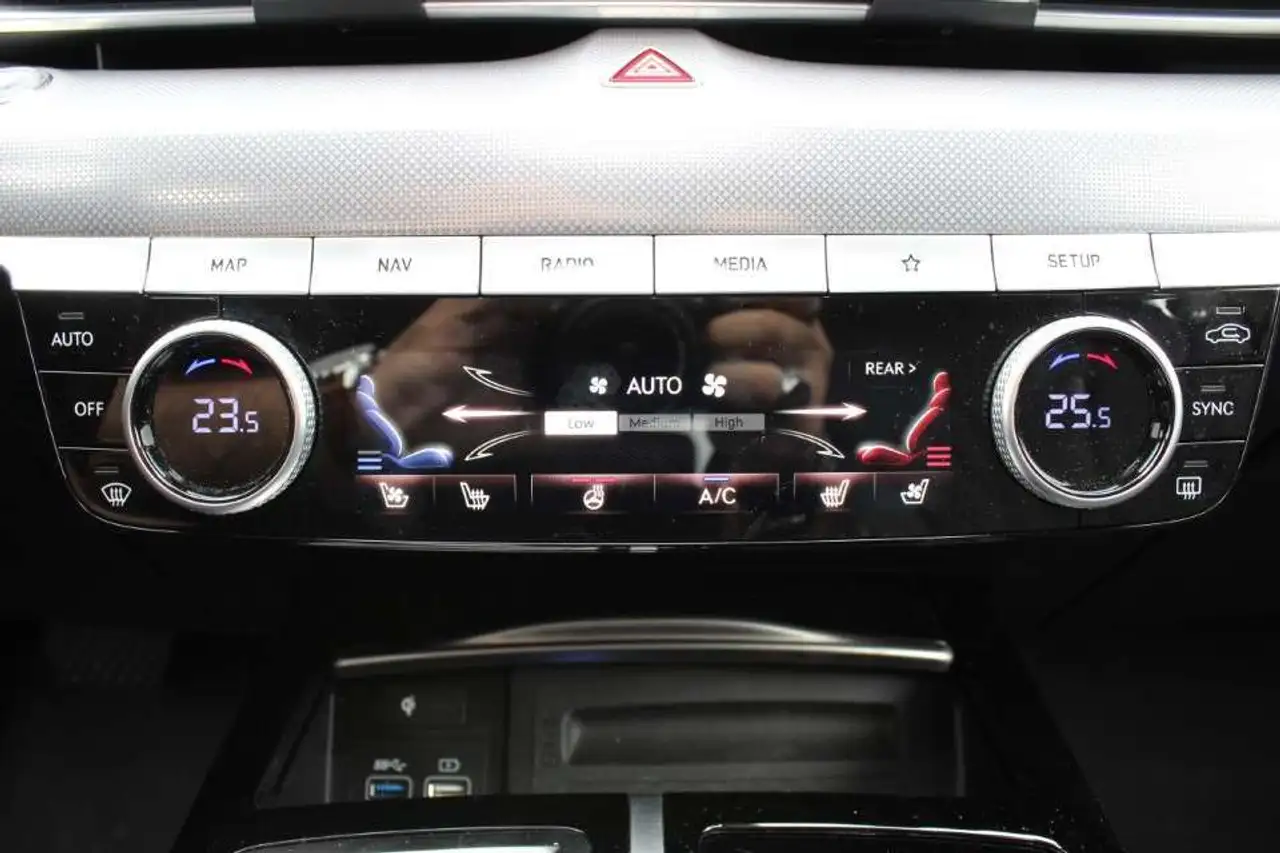 Genesis G80 снимка Genesis G80