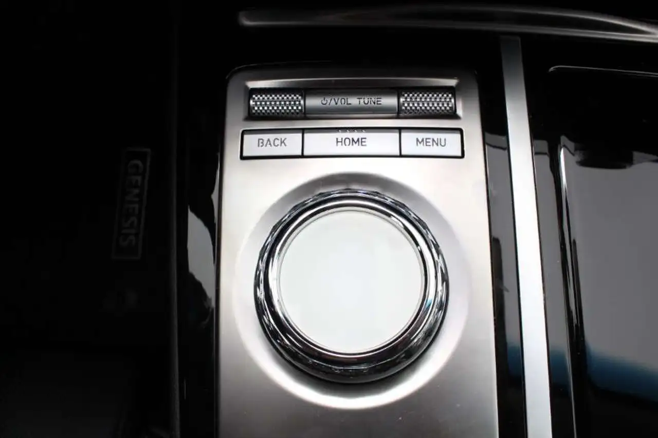 Genesis G80 снимка Genesis G80