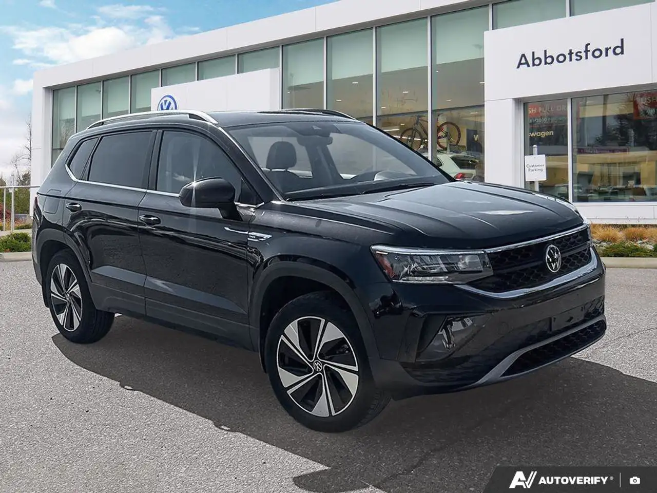 Volkswagen Taos снимка Volkswagen Taos