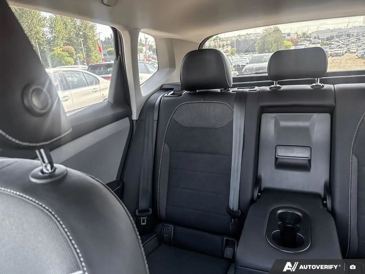 Volkswagen Taos снимка Volkswagen Taos