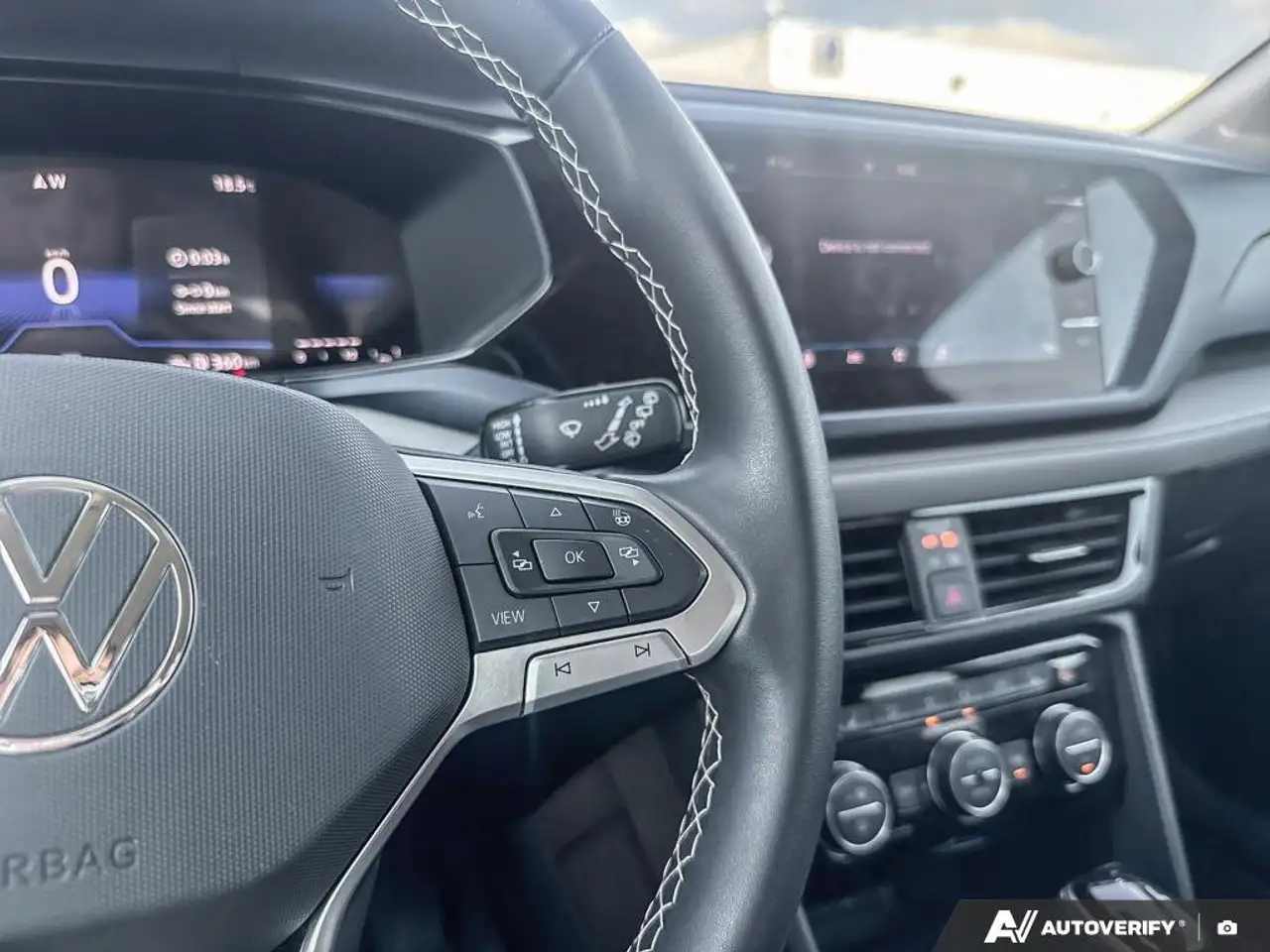 Volkswagen Taos снимка Volkswagen Taos