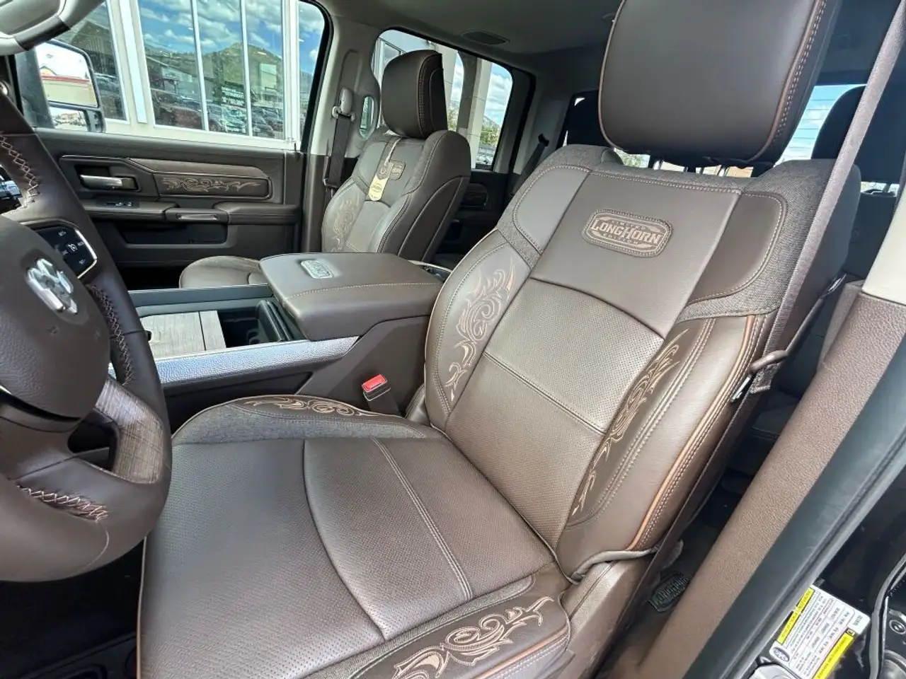 RAM 3500 снимка RAM 3500