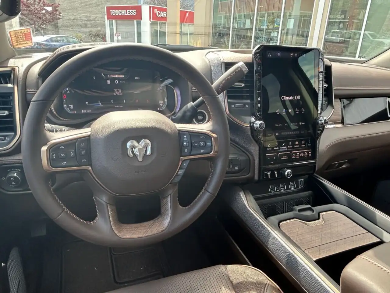 RAM 3500 снимка RAM 3500