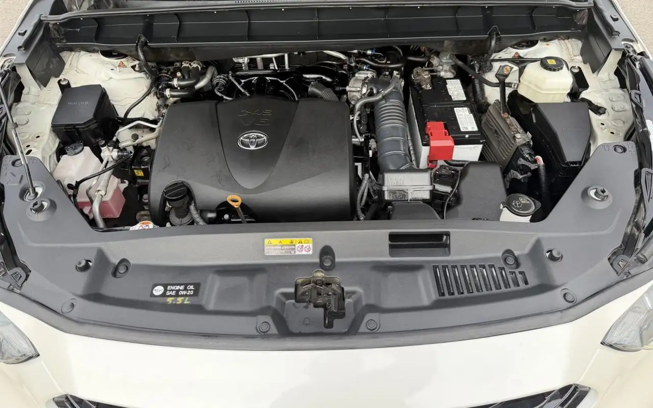 Toyota Highlander снимка Toyota Highlander