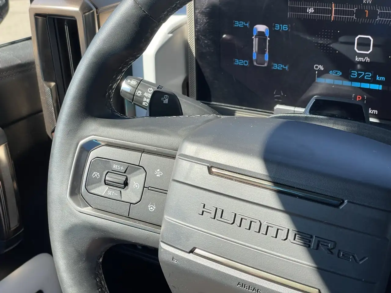 GMC HUMMER EV Pickup снимка GMC HUMMER EV Pickup