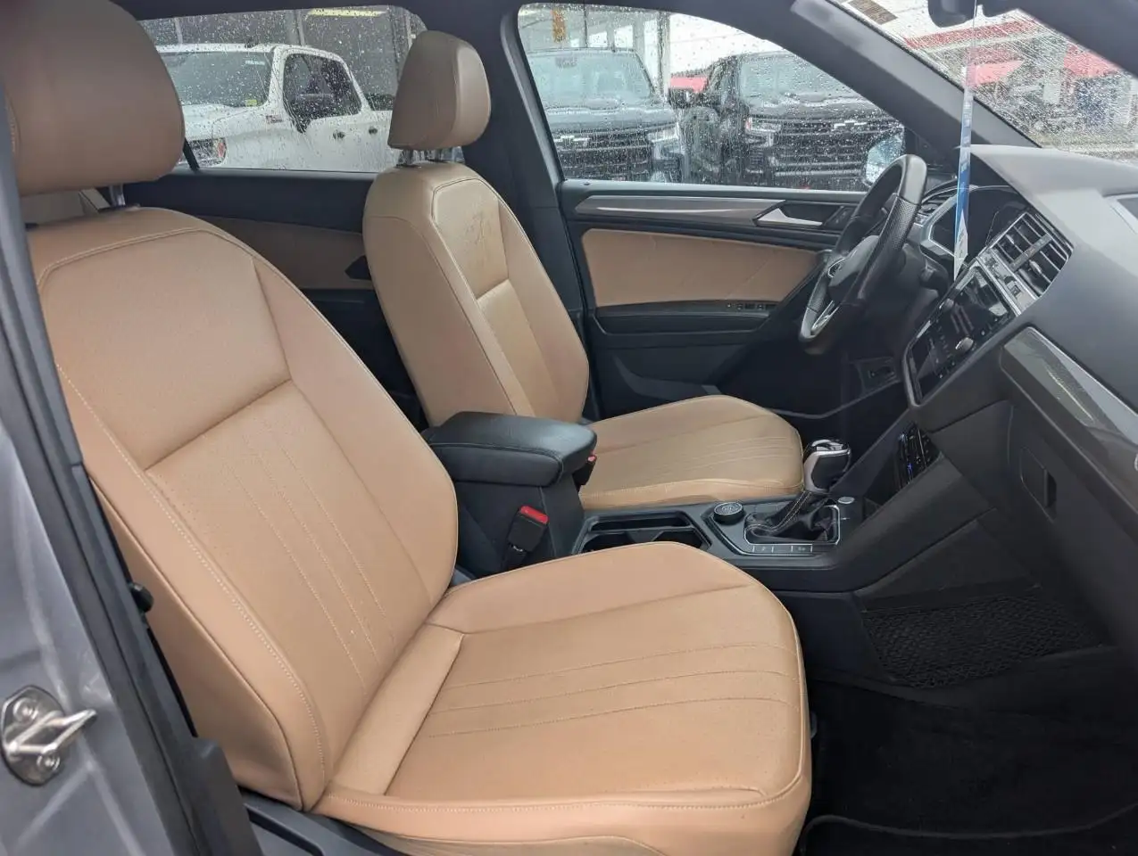 Volkswagen Tiguan снимка Volkswagen Tiguan