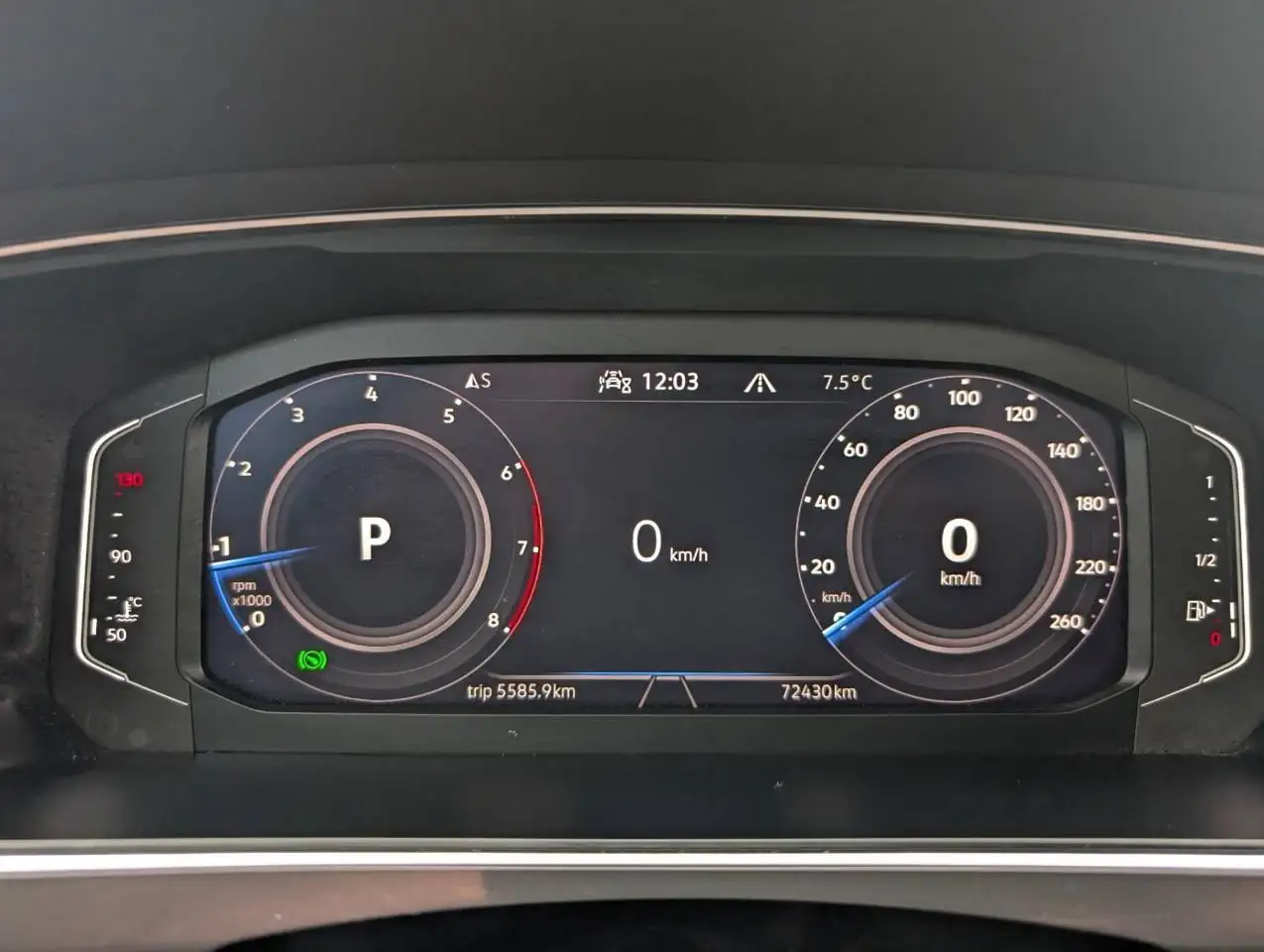 Volkswagen Tiguan снимка Volkswagen Tiguan