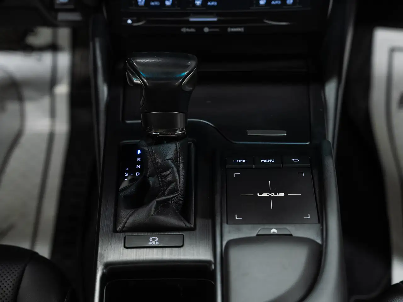 Lexus ES снимка Lexus ES