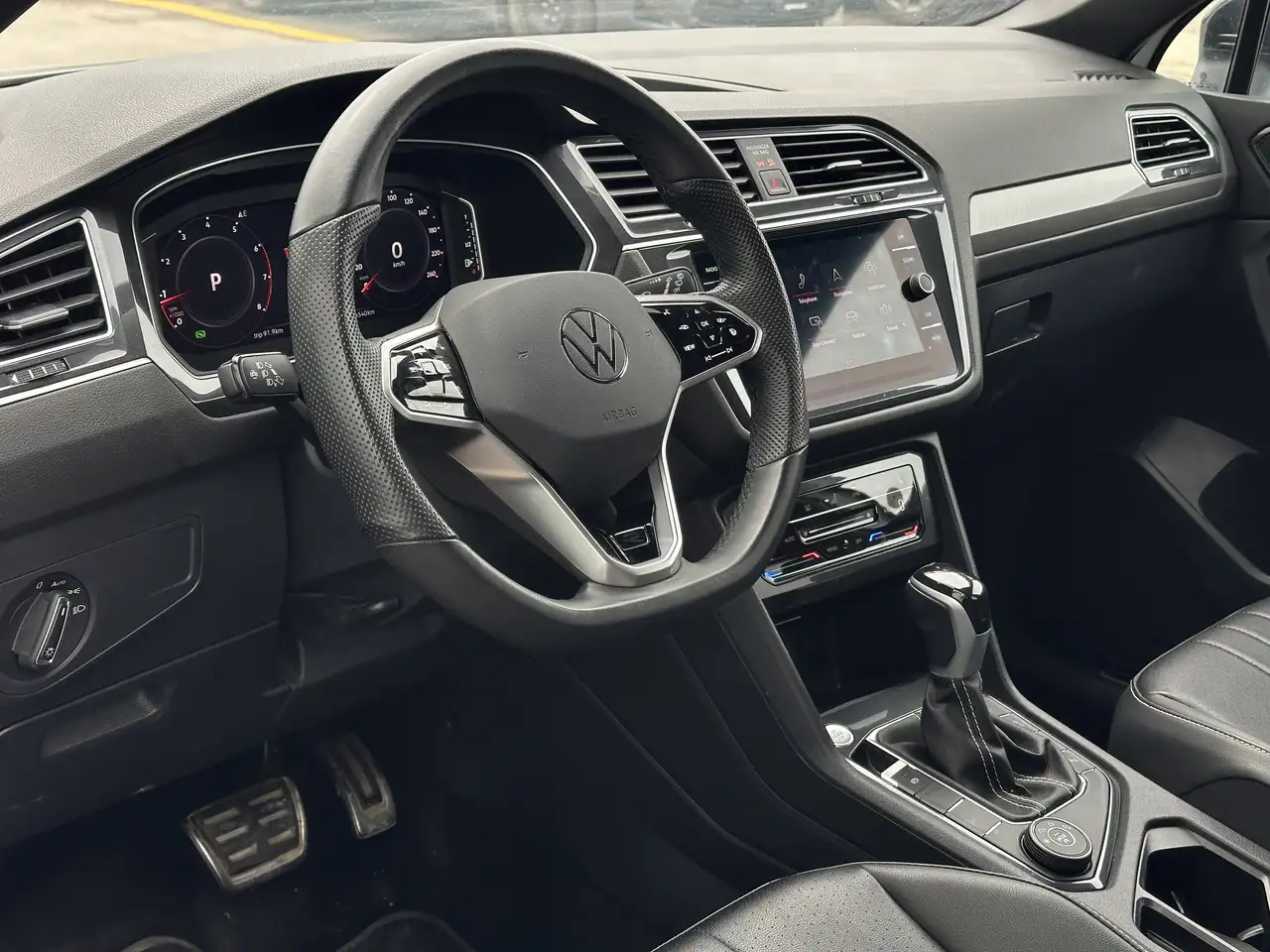 Volkswagen Tiguan снимка Volkswagen Tiguan