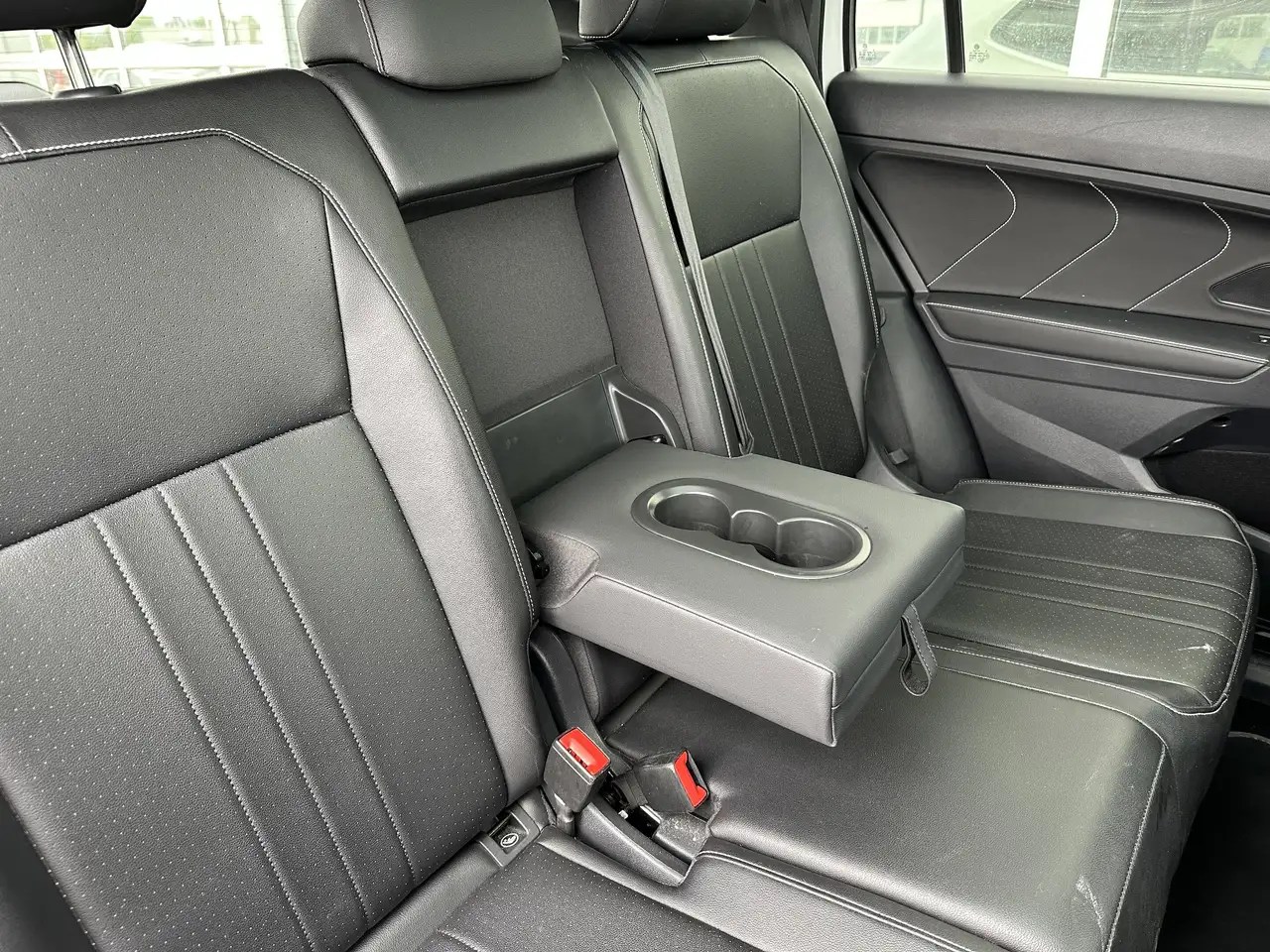 Volkswagen Tiguan снимка Volkswagen Tiguan