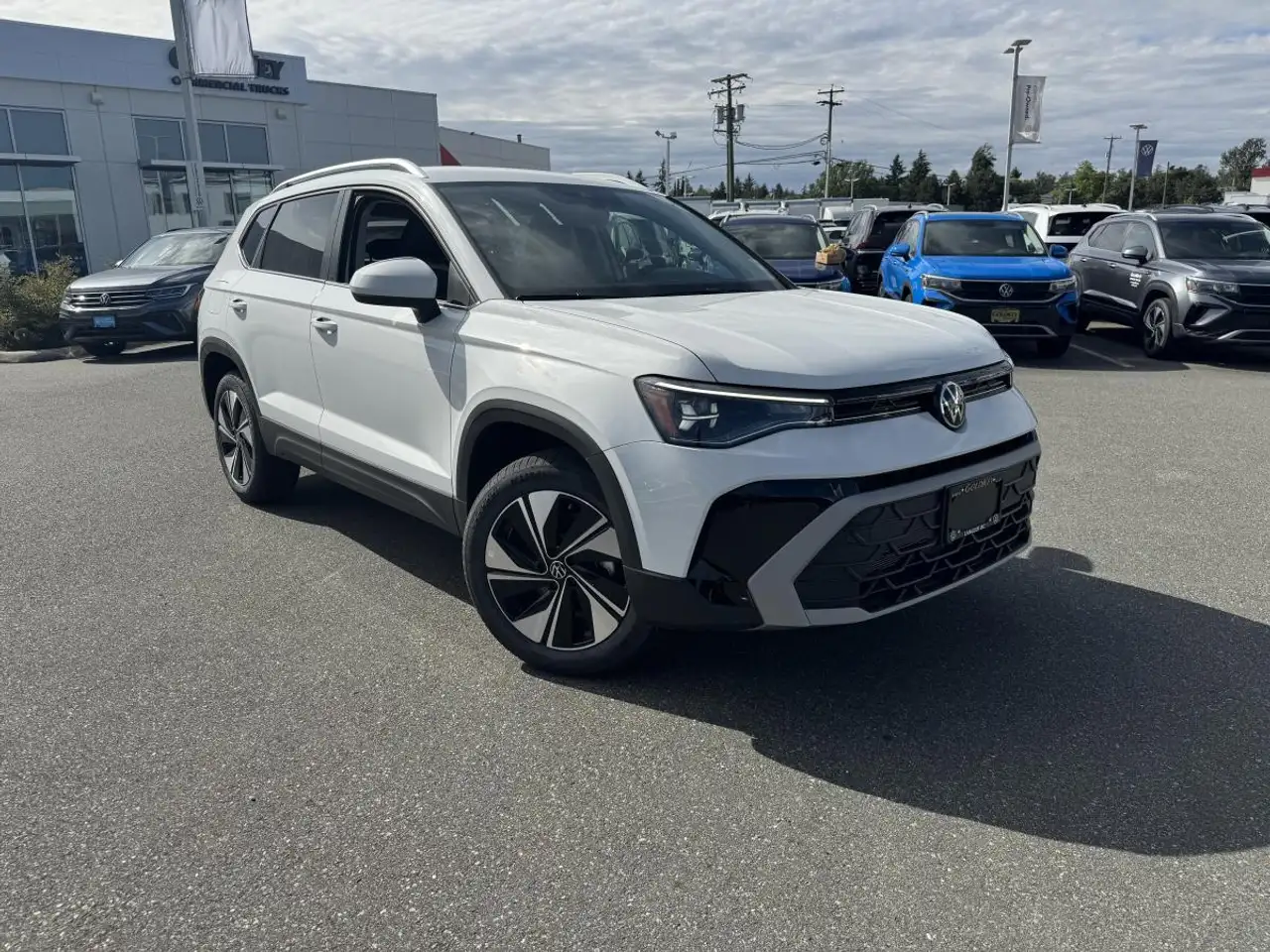 Volkswagen Taos снимка Volkswagen Taos