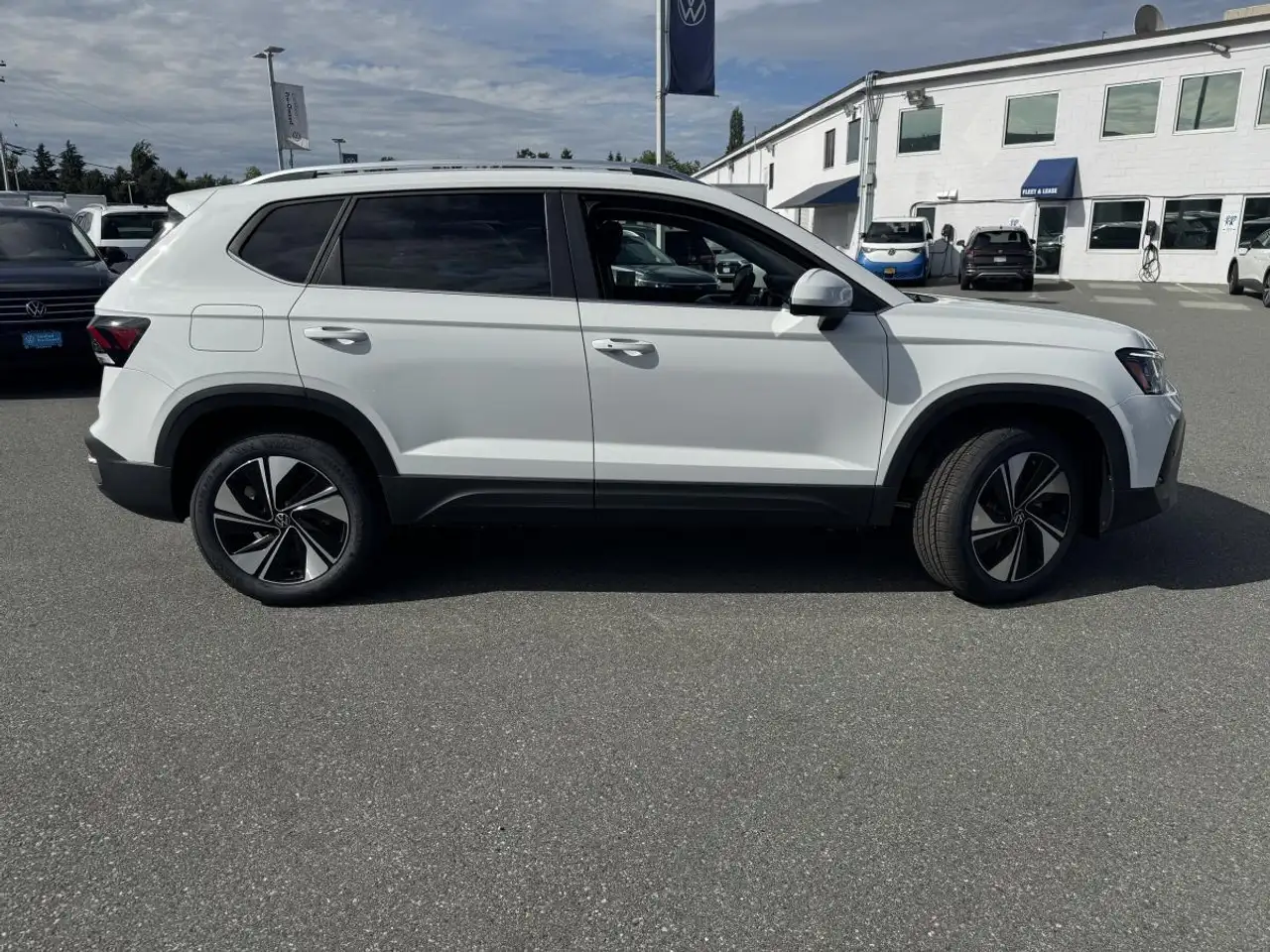 Volkswagen Taos снимка Volkswagen Taos