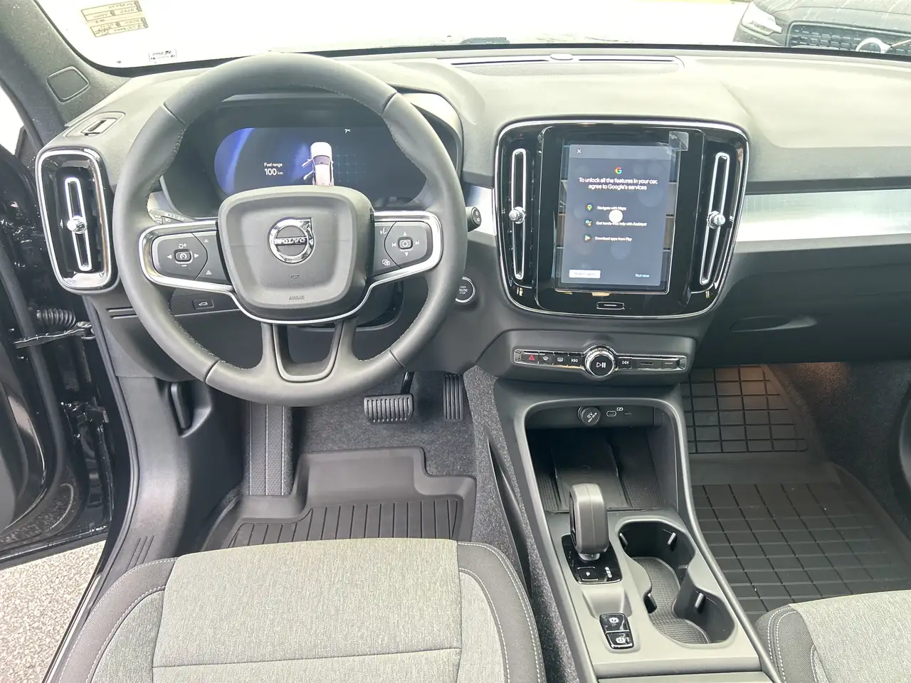 Volvo XC40 photo Volvo XC40