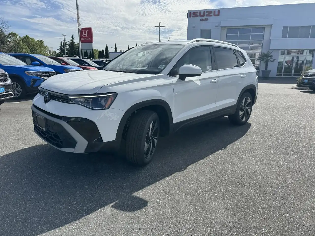 Volkswagen Taos снимка Volkswagen Taos