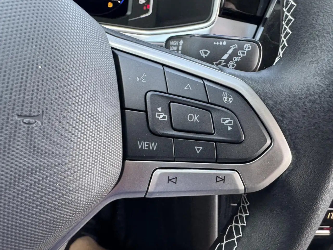 Volkswagen Taos снимка Volkswagen Taos