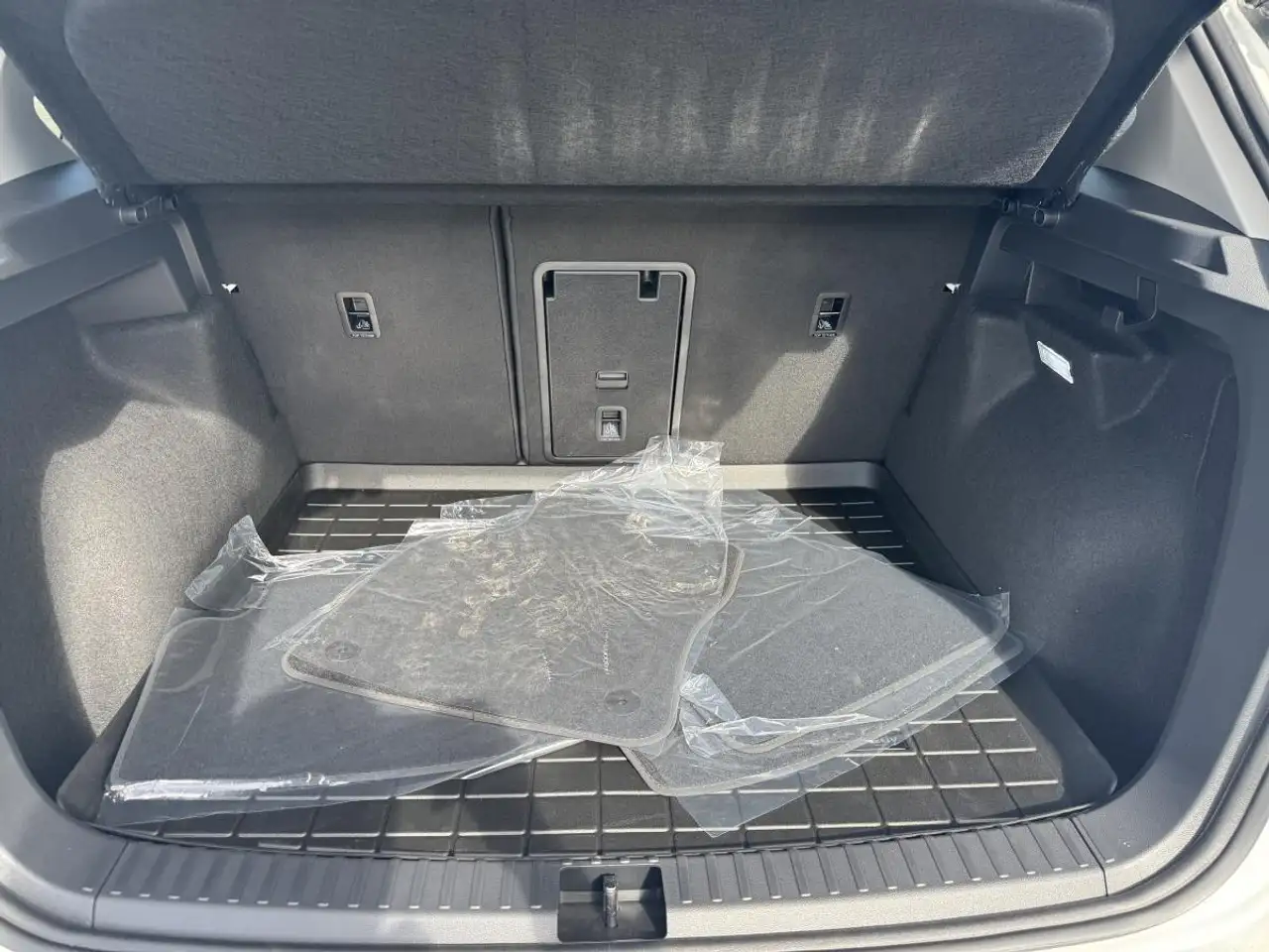 Volkswagen Taos снимка Volkswagen Taos