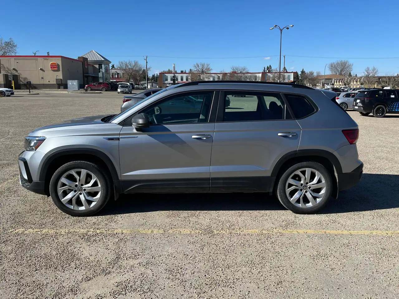 Volkswagen Taos photo Volkswagen Taos