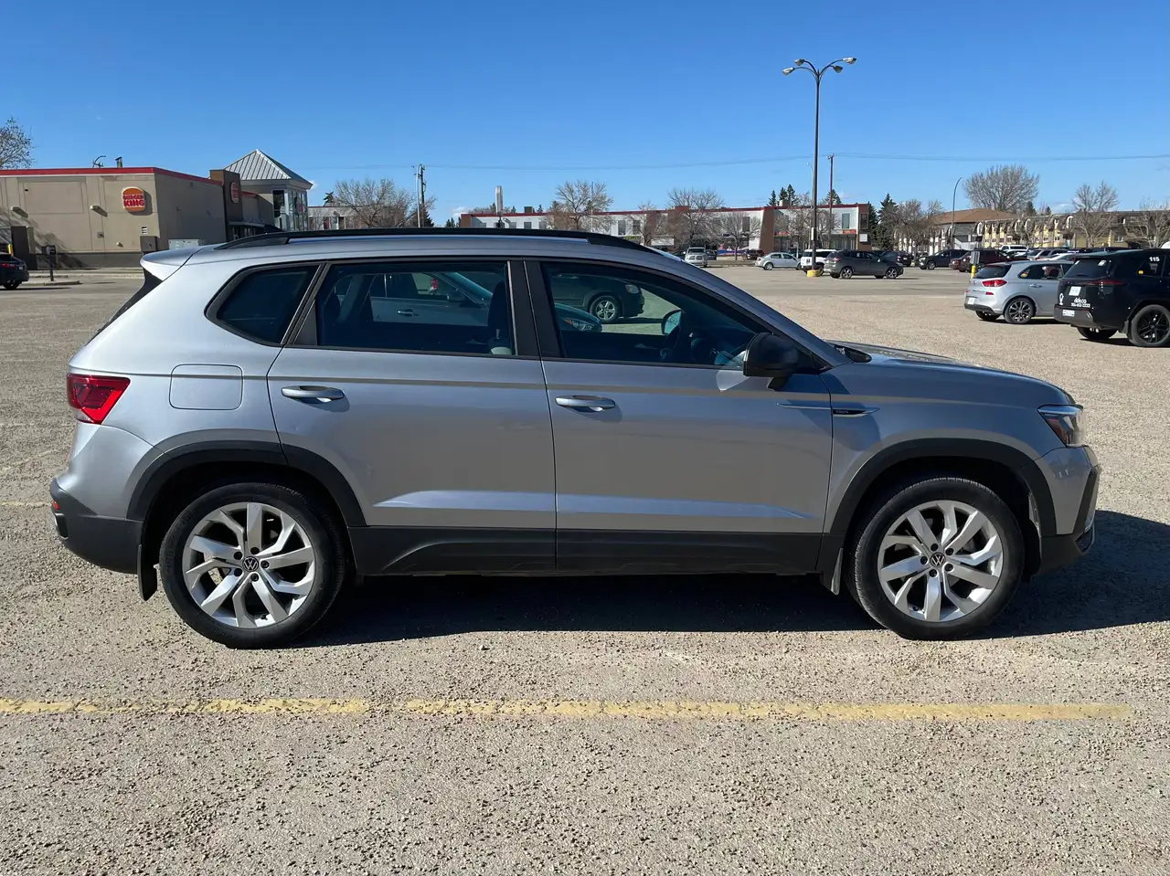 Volkswagen Taos photo Volkswagen Taos