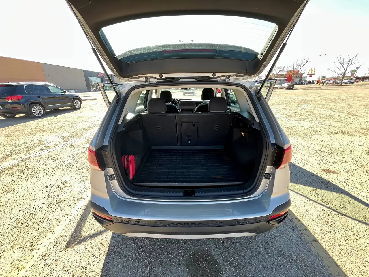 Volkswagen Taos photo Volkswagen Taos