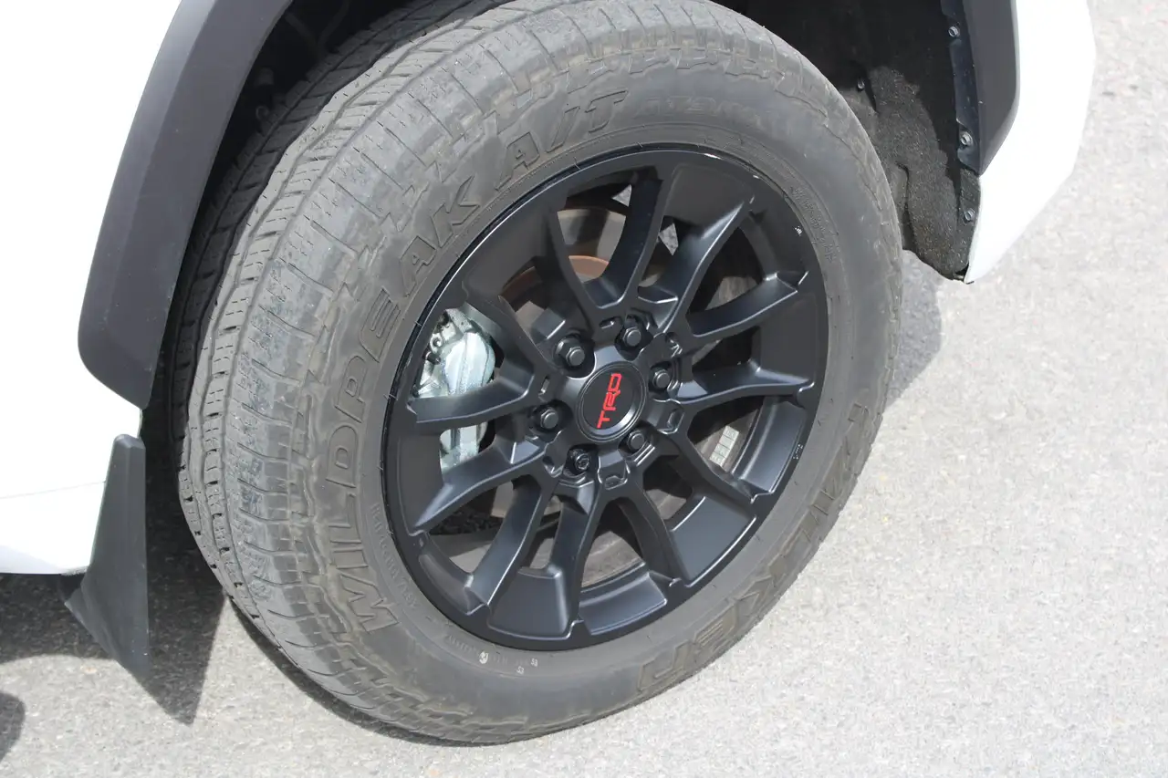 Toyota Tundra photo Toyota Tundra