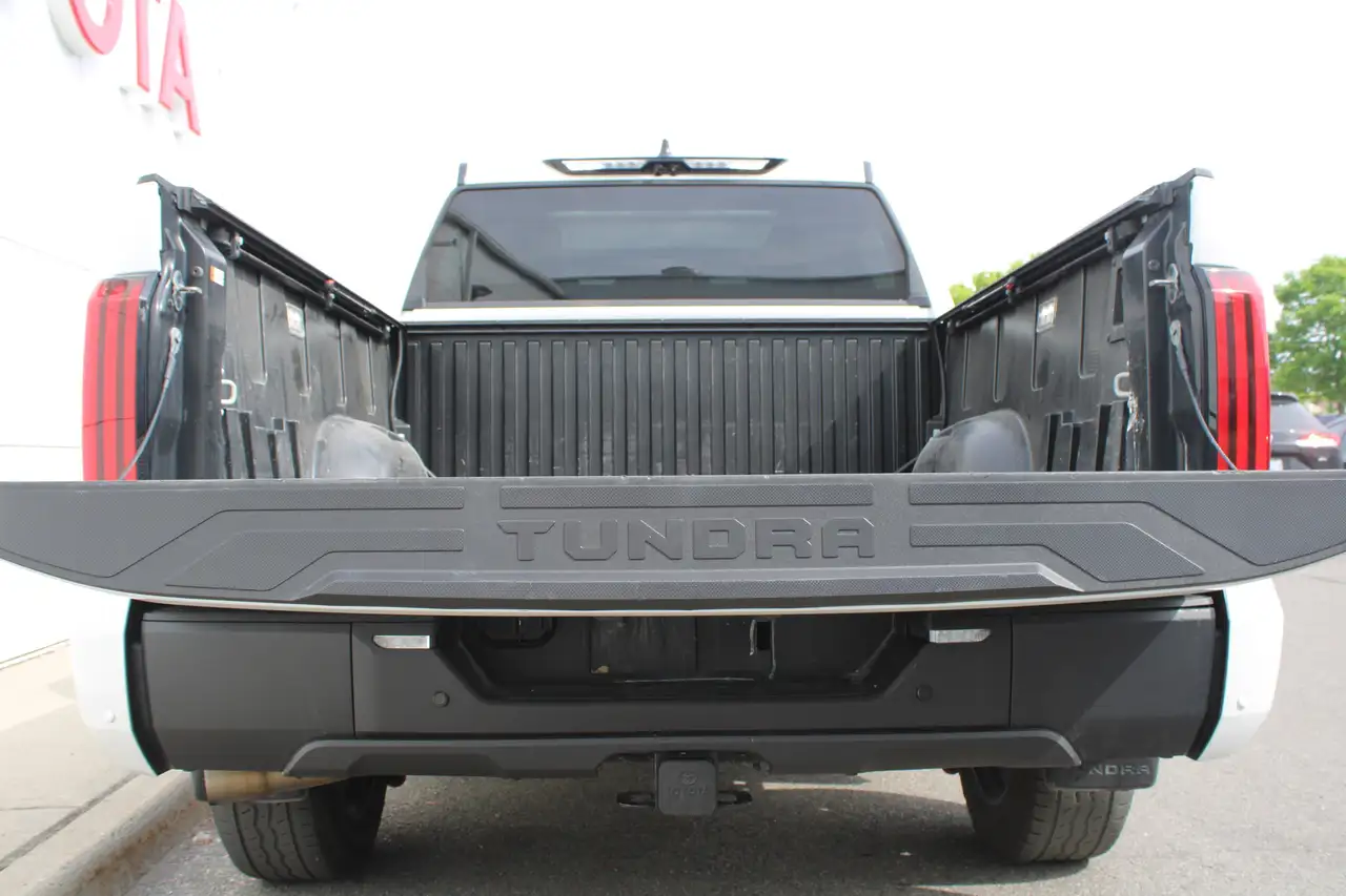 Toyota Tundra photo Toyota Tundra