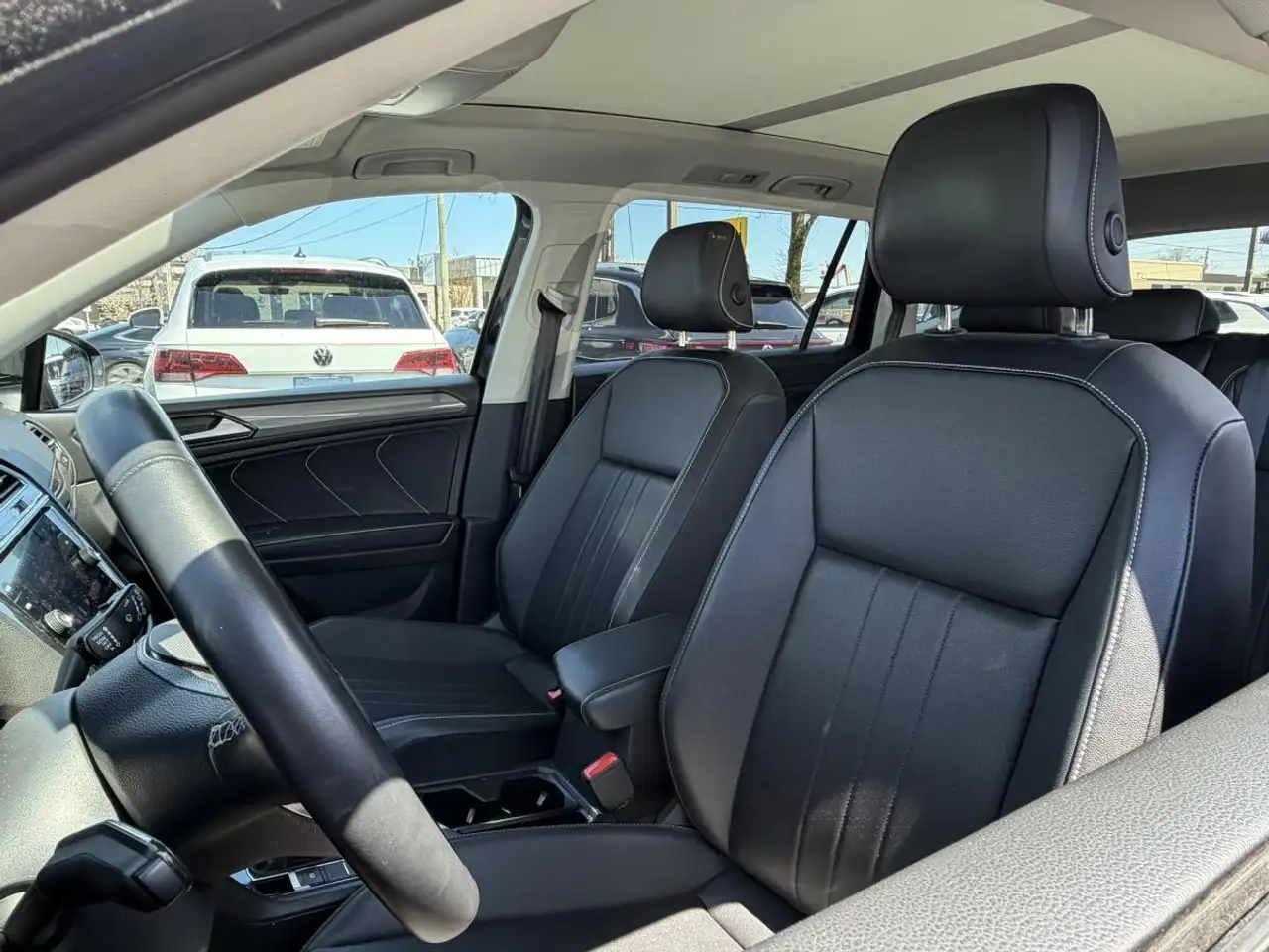 Volkswagen Tiguan снимка Volkswagen Tiguan