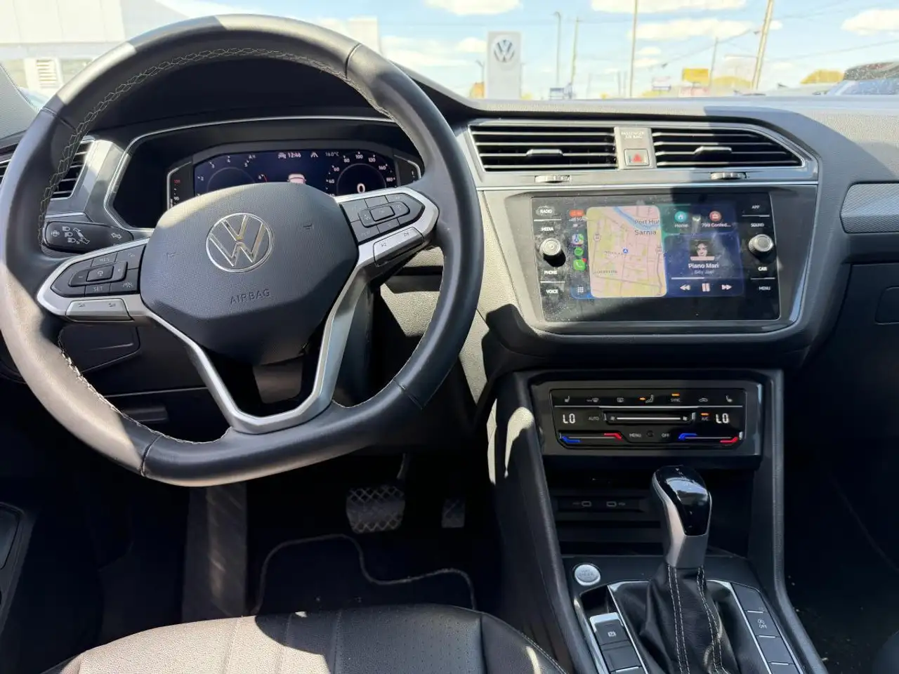 Volkswagen Tiguan снимка Volkswagen Tiguan