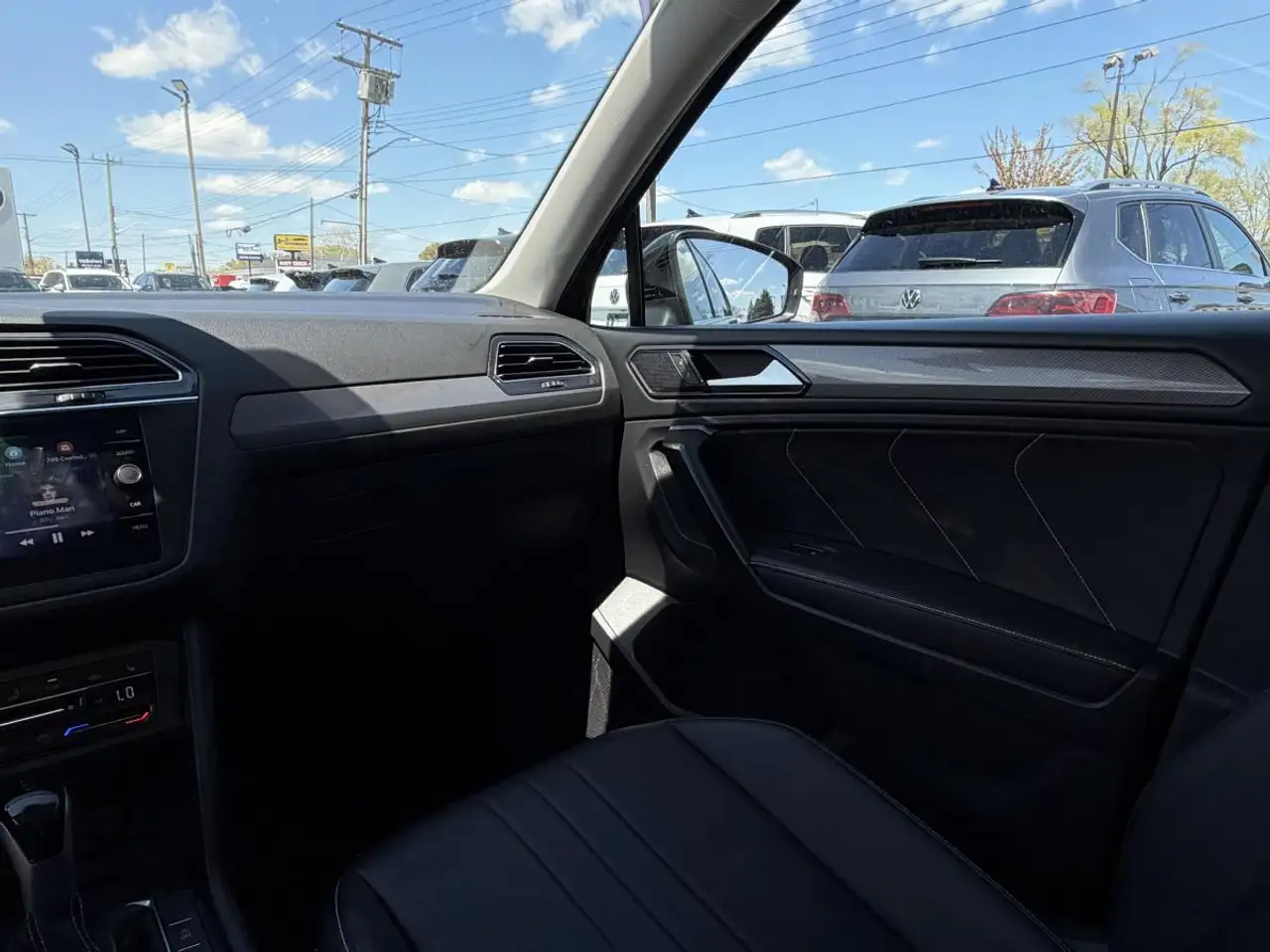Volkswagen Tiguan снимка Volkswagen Tiguan