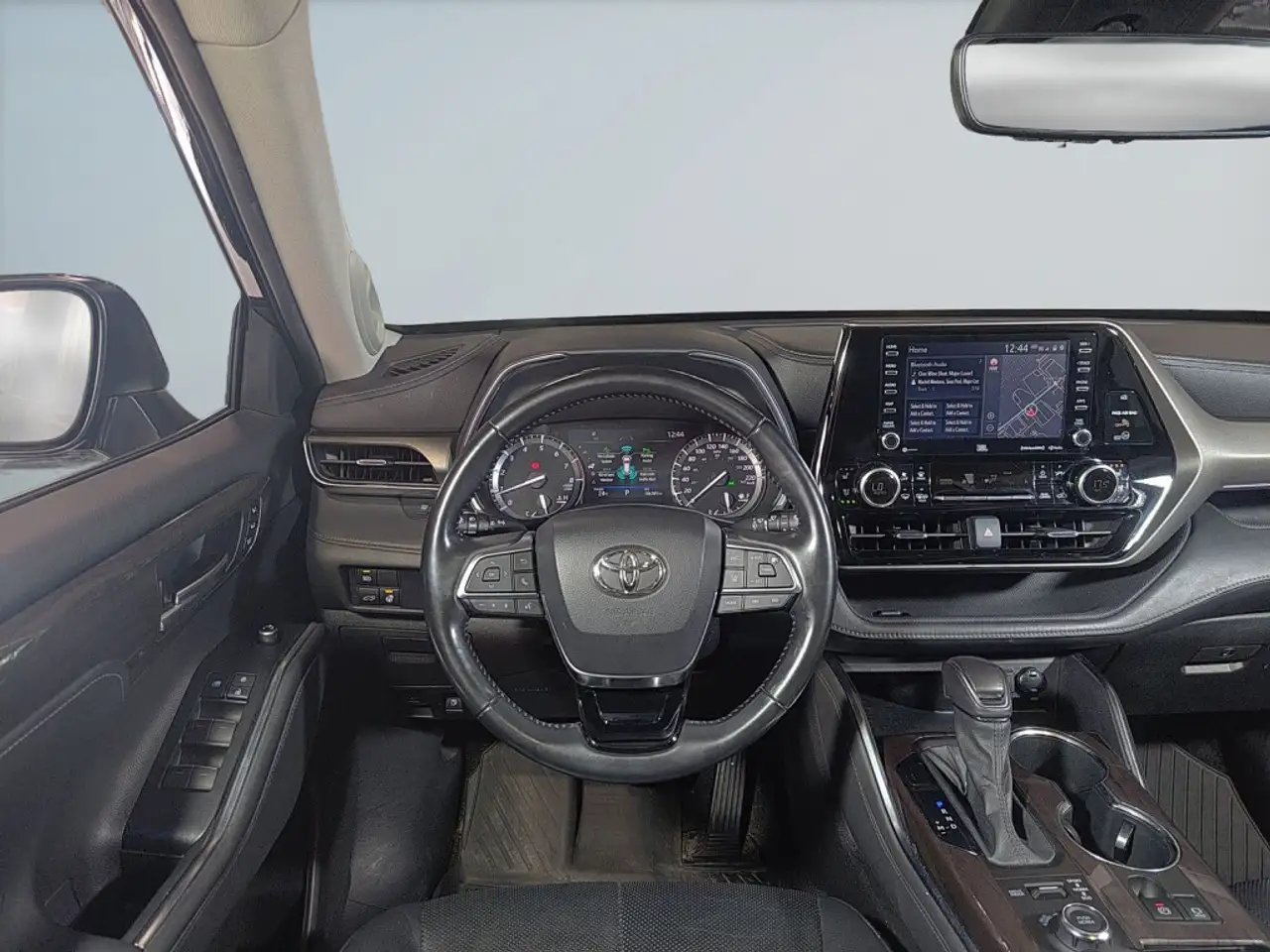 Toyota Highlander снимка Toyota Highlander
