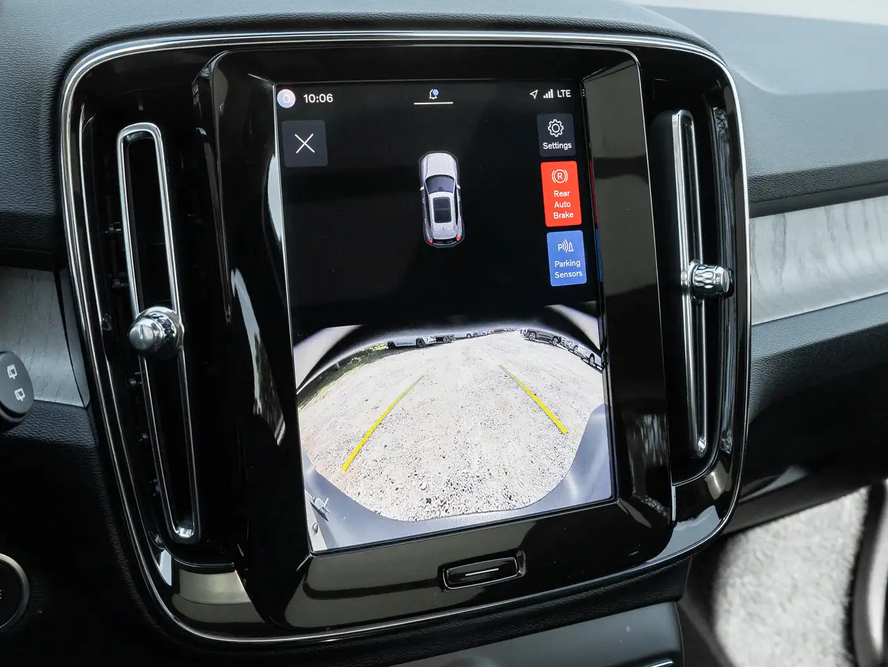 Volvo XC40 photo Volvo XC40