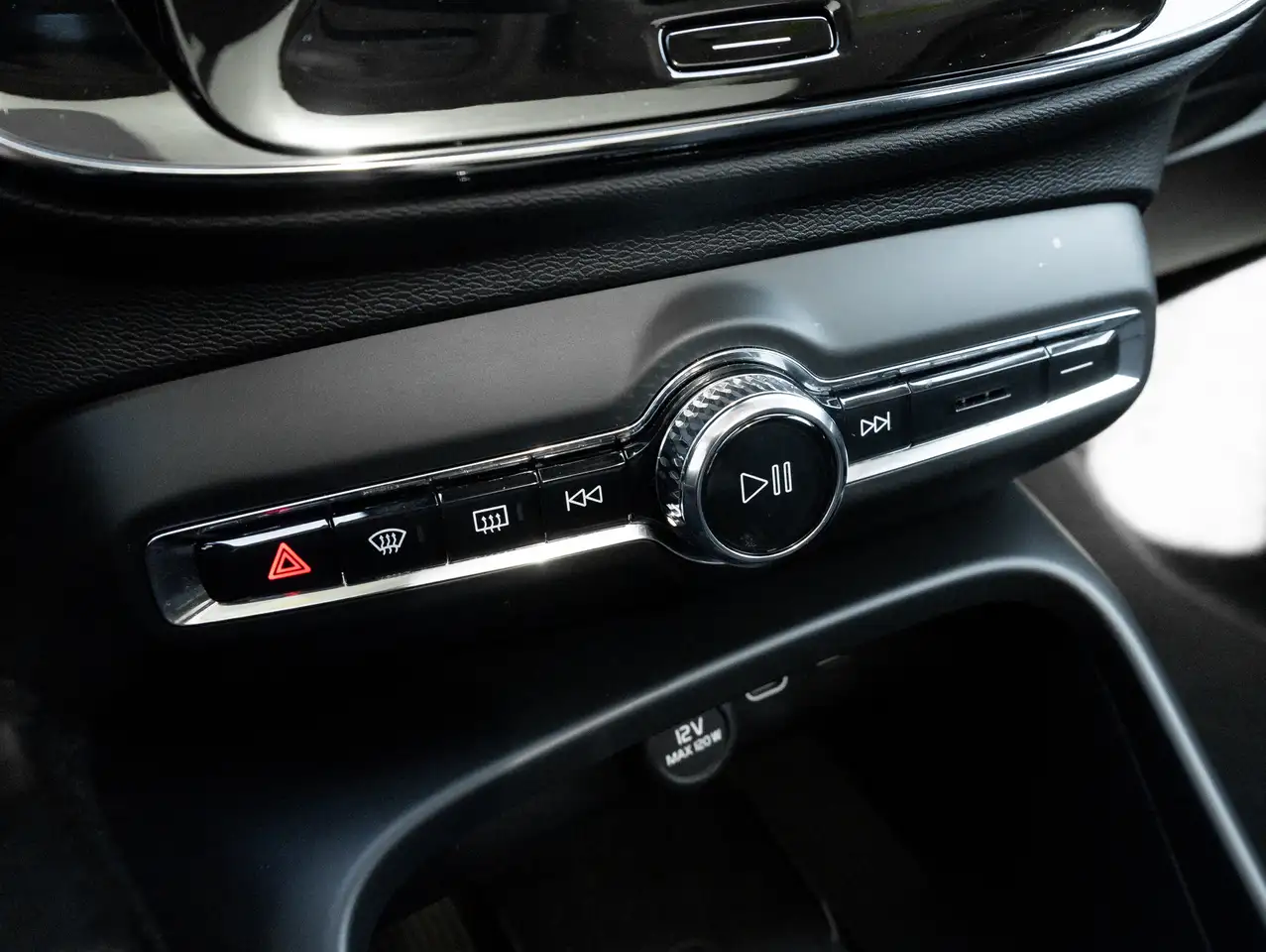 Volvo XC40 photo Volvo XC40